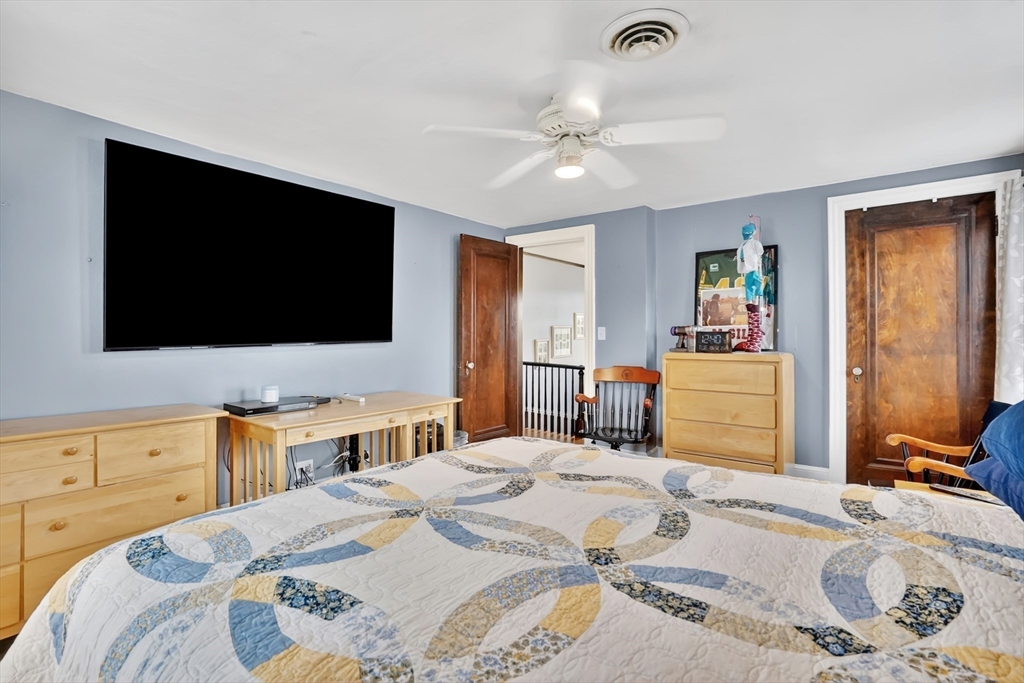 146 Bellevue Avenue Springfield, MA 01108 - Photo 33 of 42