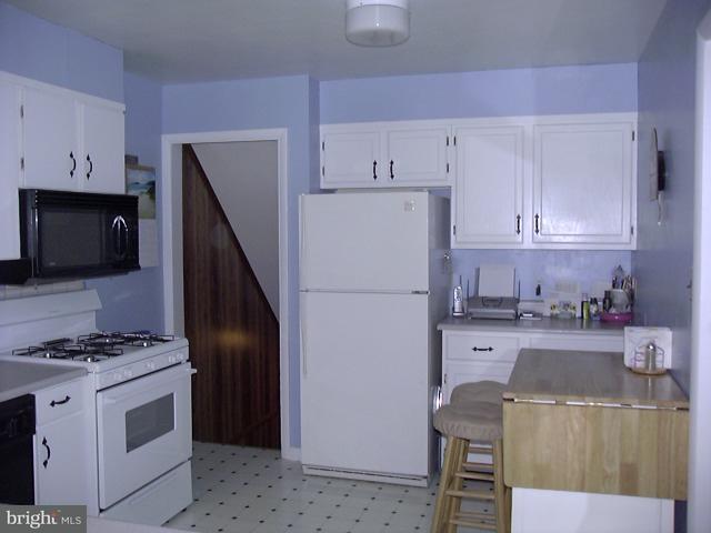 529 Spring Avenue Lititz, PA 17543 - Photo 8 of 9