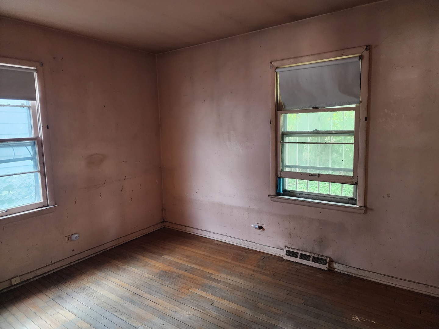 15322 Cypress Road Markham, IL 60428 - Photo 8 of 12