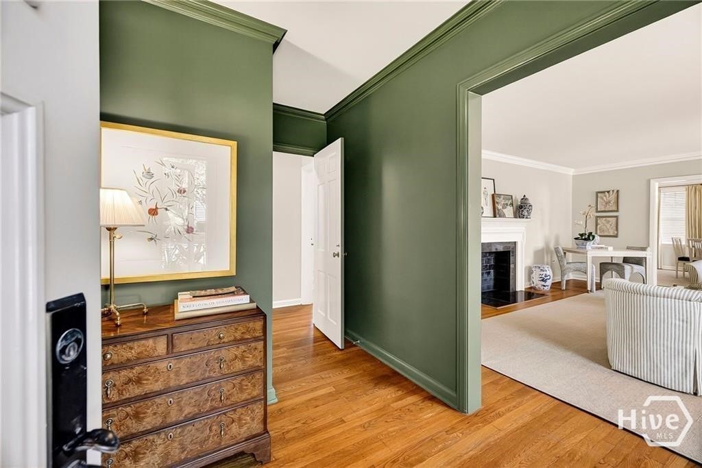 333 East 52nd Street Savannah, GA 31405 - Photo 4 of 24