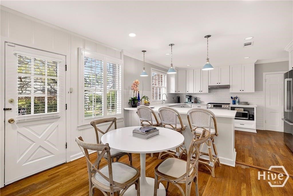 333 East 52nd Street Savannah, GA 31405 - Photo 8 of 24