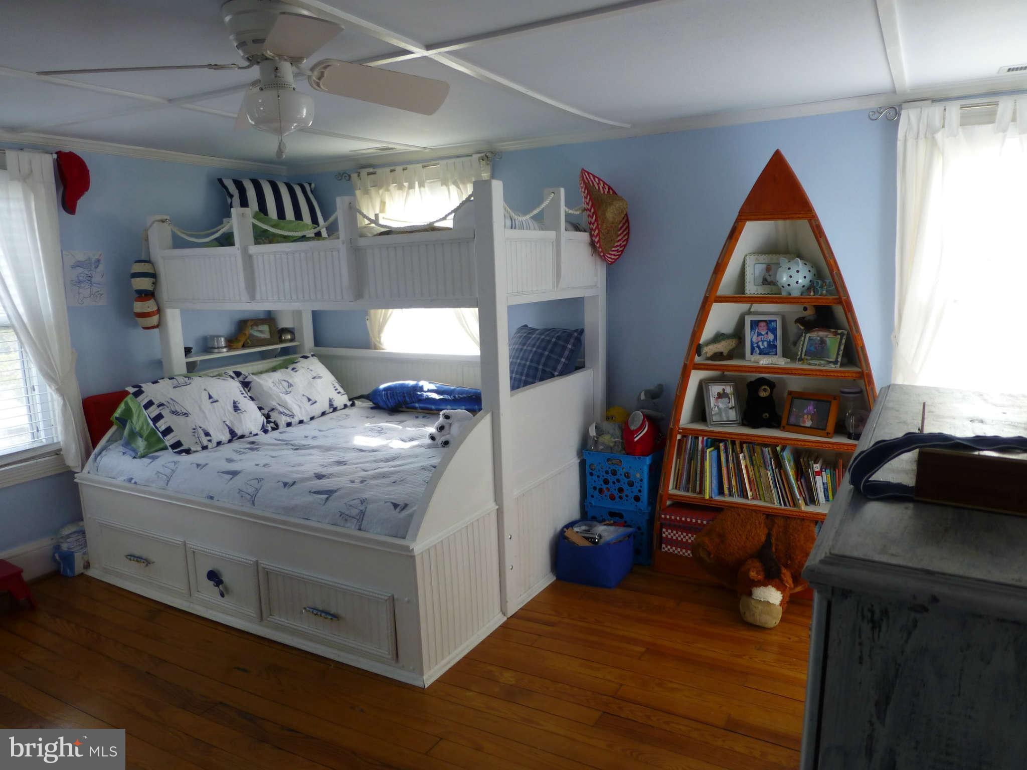5138 Doubs Road Adamstown, MD 21710 - Photo 18 of 30 Bedroom