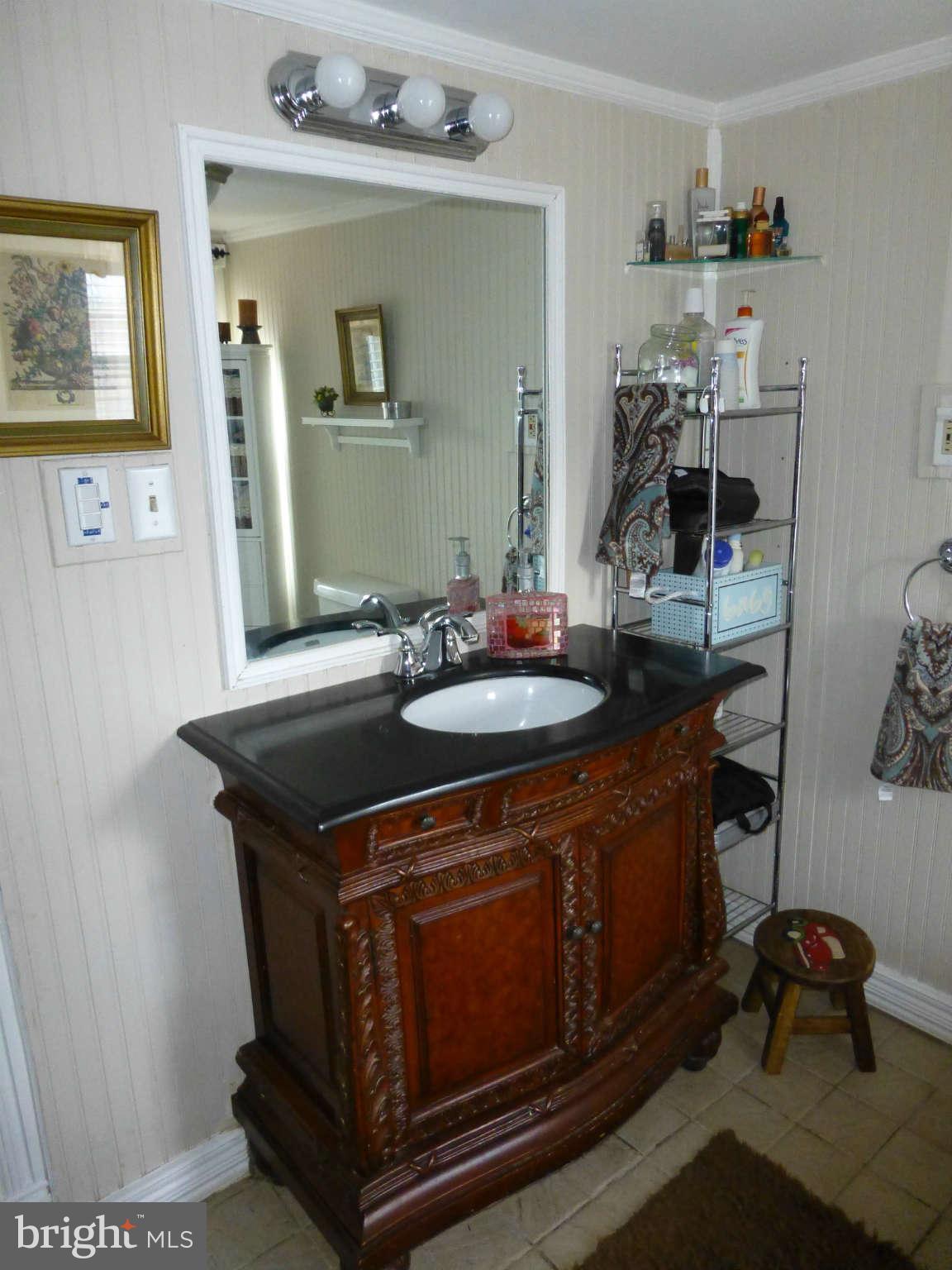 5138 Doubs Road Adamstown, MD 21710 - Photo 20 of 30 Bath