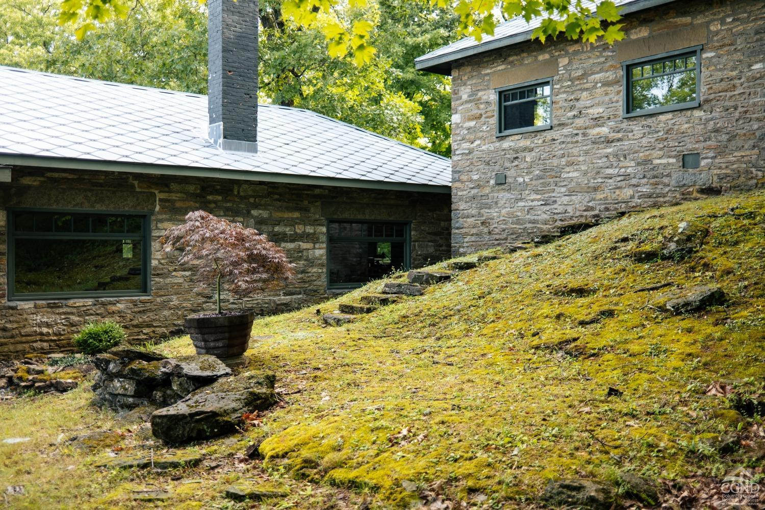 5280 Cauterskill Road Catskill, NY 12414 - Photo 32 of 55 a front view of a house with garden