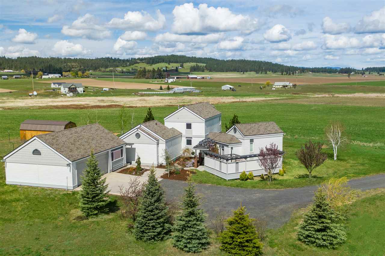 7105 West Ridgeway Road Deer Park, WA 99006 - Photo 1 of 20
