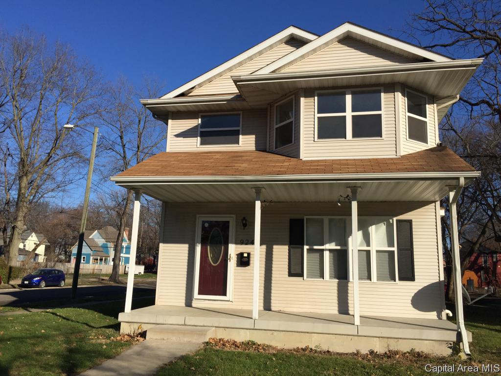 924 North 5th Street Springfield, IL 62702 - Photo 1 of 13