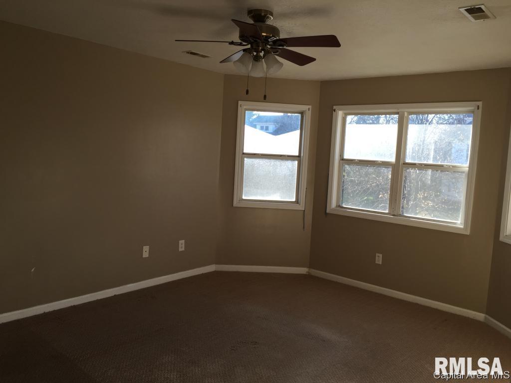 924 North 5th Street Springfield, IL 62702 - Photo 9 of 13