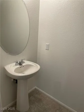$2,300 | 10606 Sariah Skye Avenue, Las Vegas, NV 89166