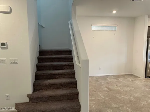$2,400 | 10606 Sariah Skye Avenue, Las Vegas, NV 89166