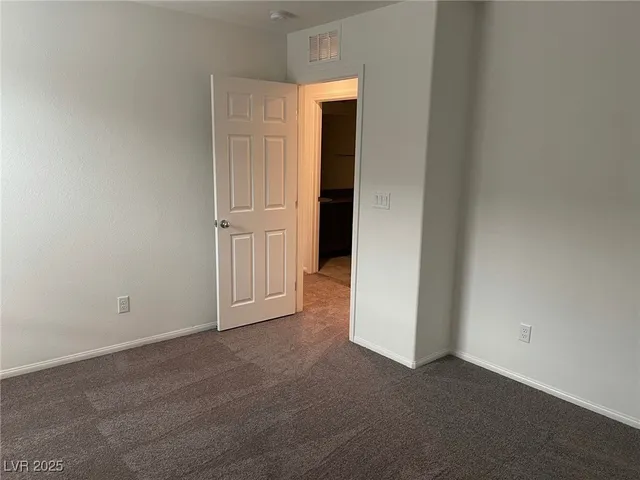 $2,500 | 10606 Sariah Skye Avenue, Las Vegas, NV 89166