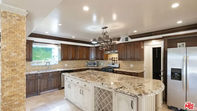 $8,450 | 3446 Alginet Drive, Encino, CA 91436