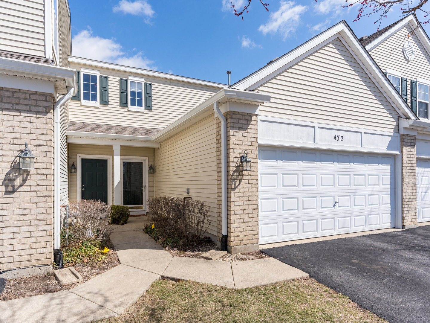 472 Brookside Drive Oswego, IL 60543 - Photo 1 of 22