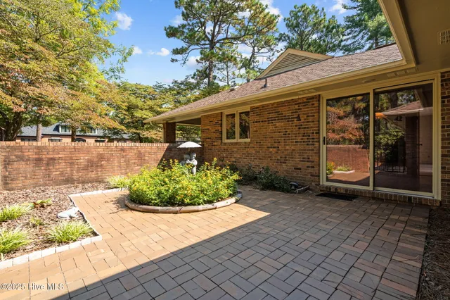 $649,000 | 50 Wilson Road, Pinehurst, NC 28374