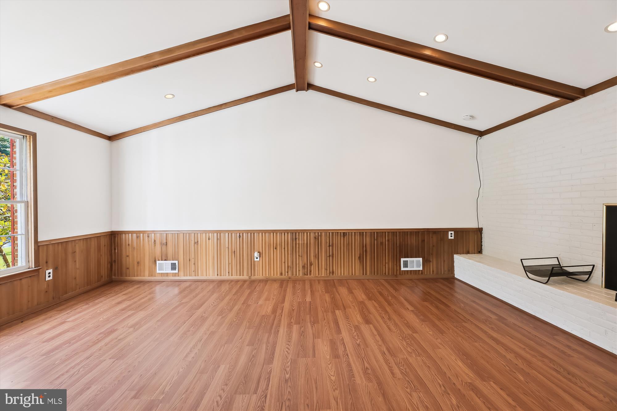 11616 Lovejoy Street Silver Spring, MD 20902 - Photo 15 of 72 Recessed lighting.