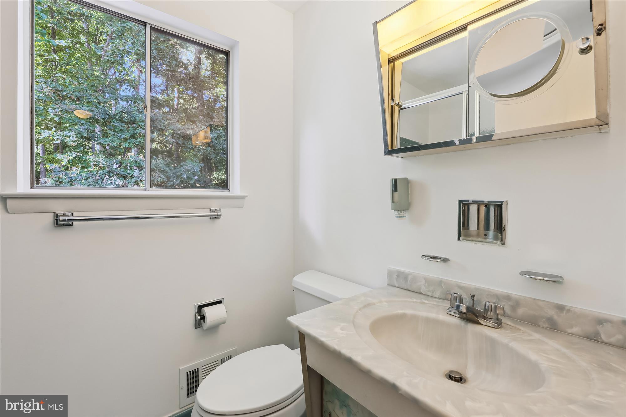 11616 Lovejoy Street Silver Spring, MD 20902 - Photo 43 of 72 On-suite primary bathroom