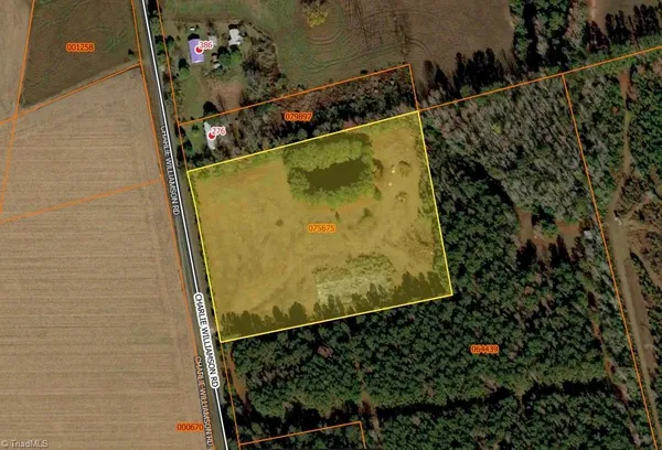 $195,000 | 260 Charlie Williamson Road, Whiteville, NC 28472