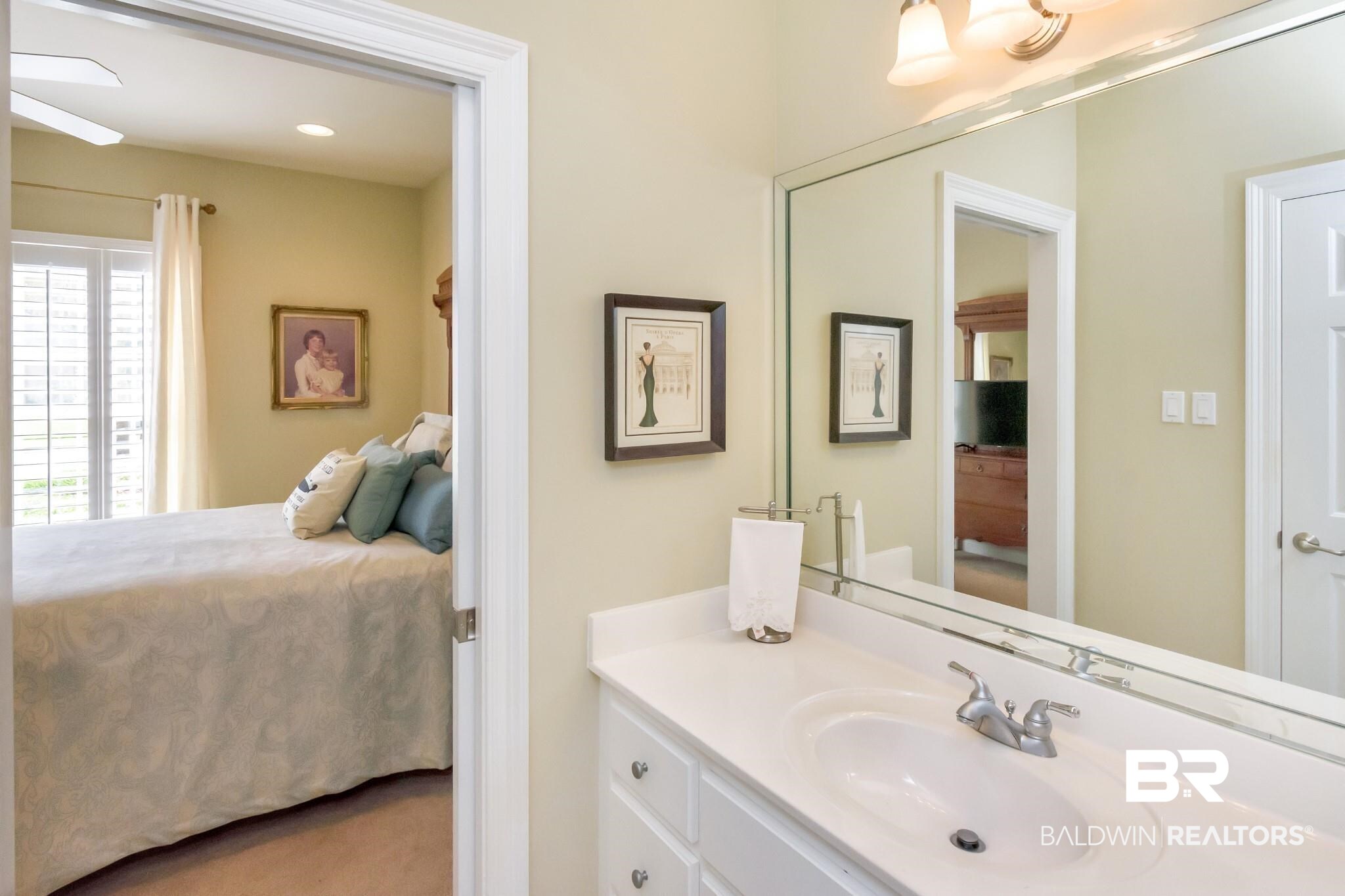 2516 Magnolia Grande Court Mobile, AL 36618 - Photo 15 of 40