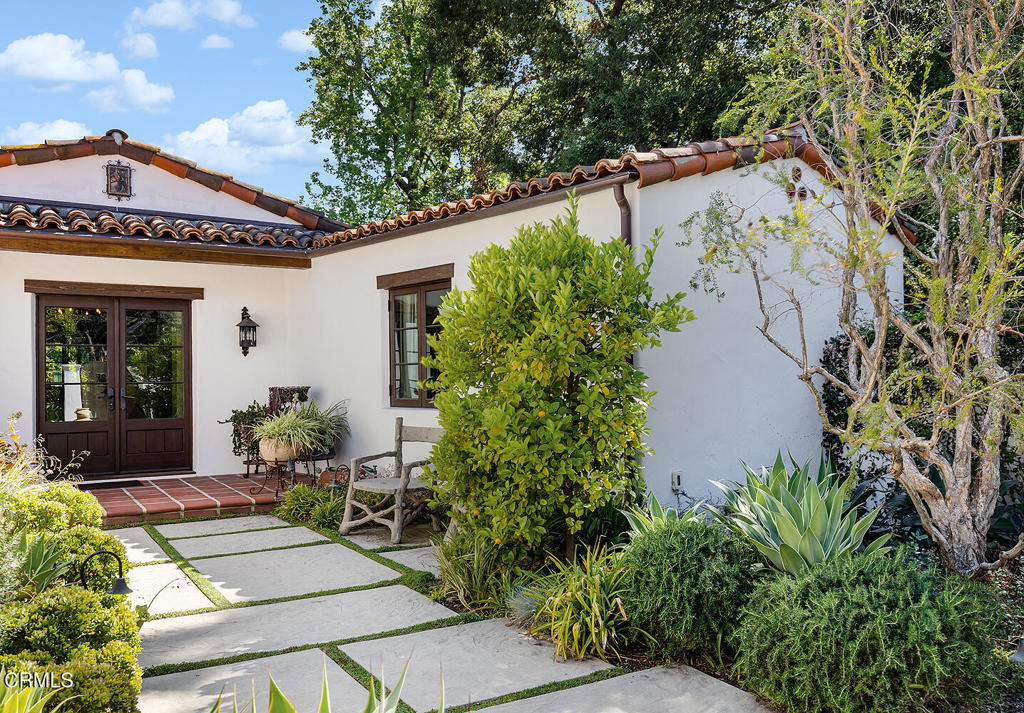 546 La Loma Road Pasadena, CA 91105 - Photo 8 of 57 546 La Loma Rd 010-mls