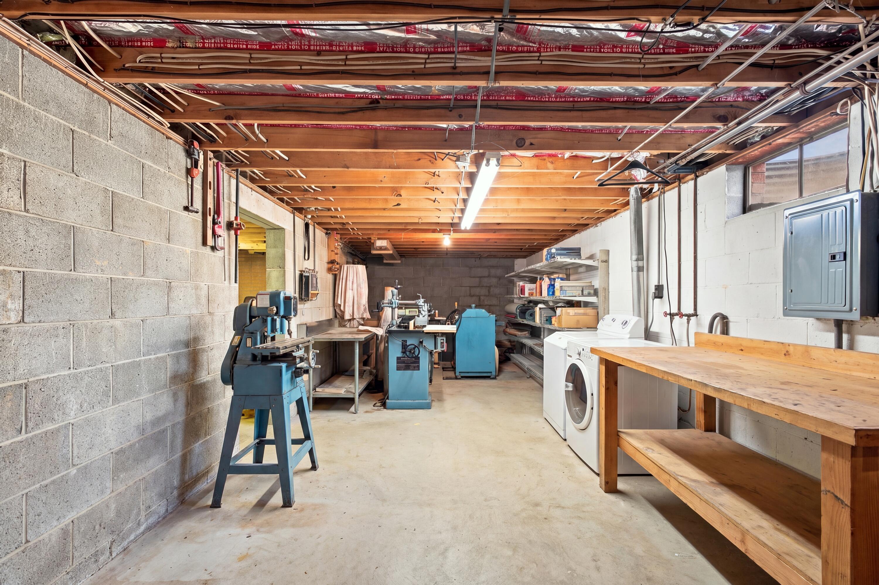 2464 Lees Road Newark, OH 43056 - Photo 42 of 44 Large full basement