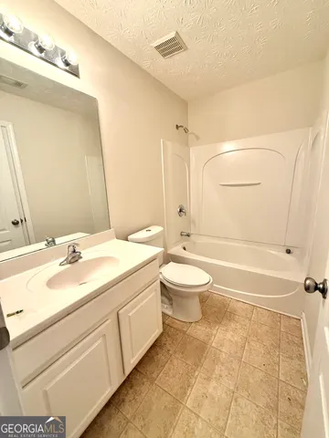 $1,750 | 6327 Ellenwood Drive, Rex, GA 30273