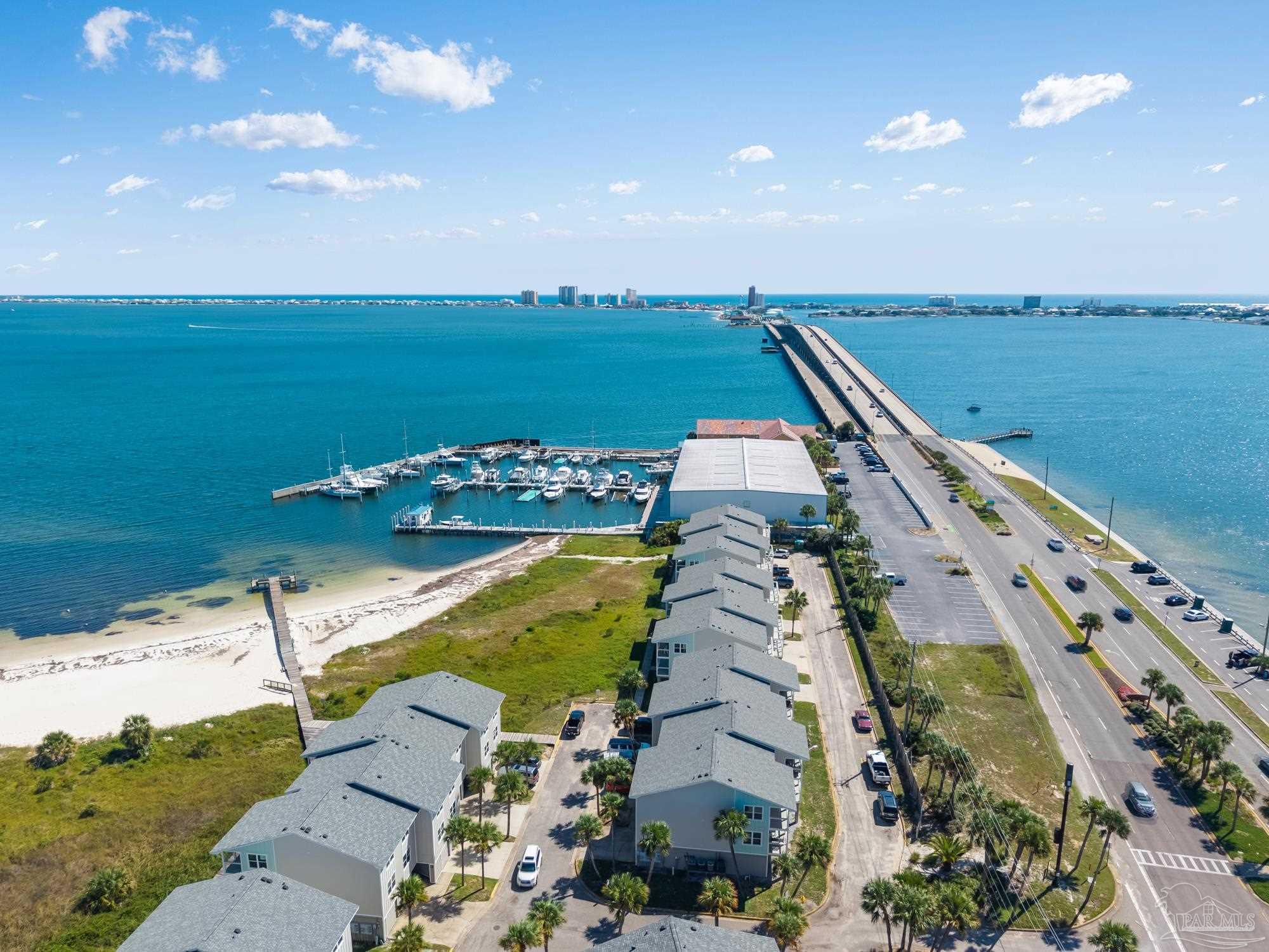 200 Pensacola Beach Road, Unit D2 Gulf Breeze, FL 32561 - Photo 36 of 40 a view of an ocean and city