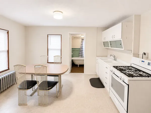 $1,000 | 219 Odell Avenue, Unit 2, Endicott, NY 13760