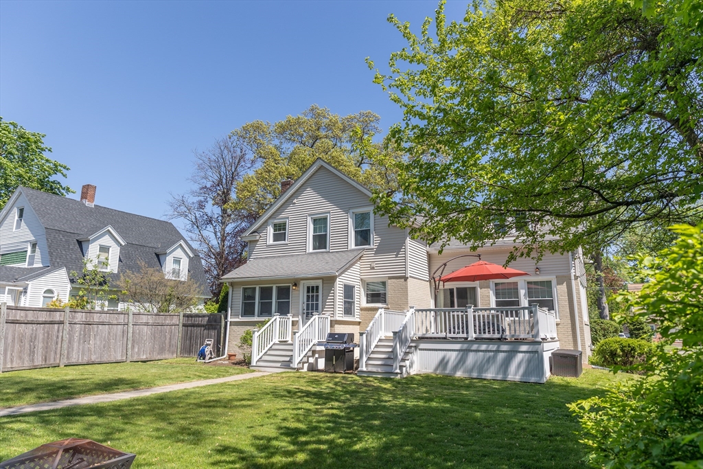 103 Maple Road Longmeadow, MA 01106 - Photo 8 of 35 a front view of house with yard and green space