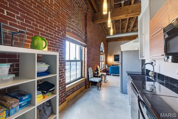 $129,900 | 1004 Spruce Street, Unit 417, St. Louis, MO 63102
