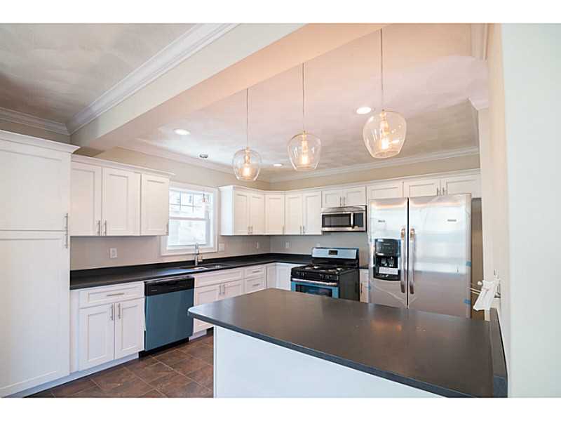 11 Hopedale Road Providence, RI 02906 - Photo 6 of 25 Kitchen.