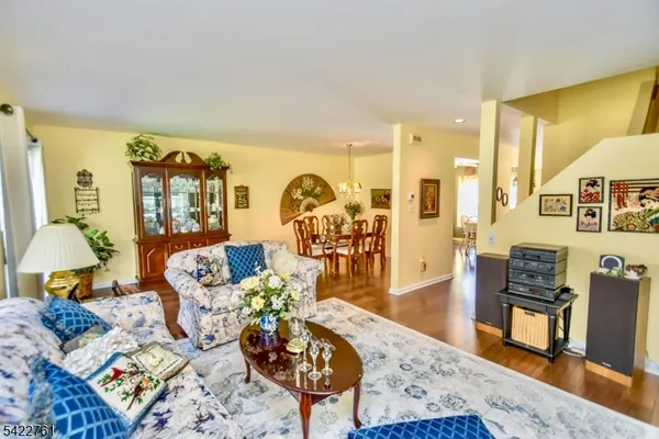$479,900 | 156 Brookside Lane, Mount Arlington, NJ 07856