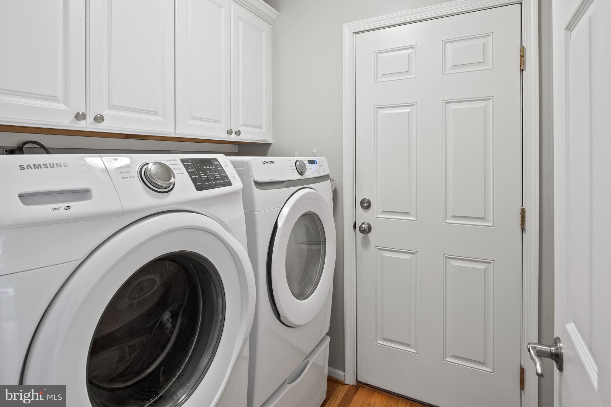 5950 Camelback Lane Columbia, MD 21045 - Photo 15 of 51 Main Level Laundry