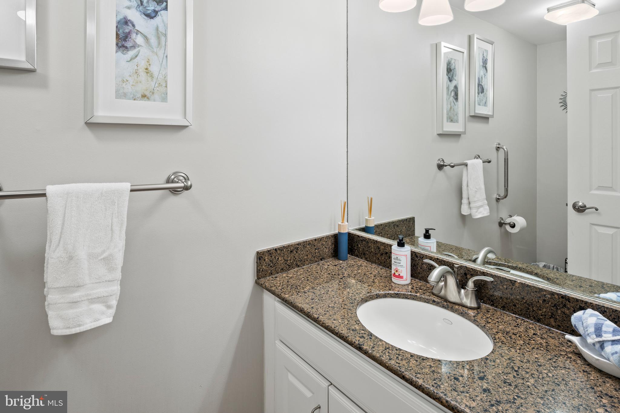 5950 Camelback Lane Columbia, MD 21045 - Photo 16 of 51 Main Level Half Bath