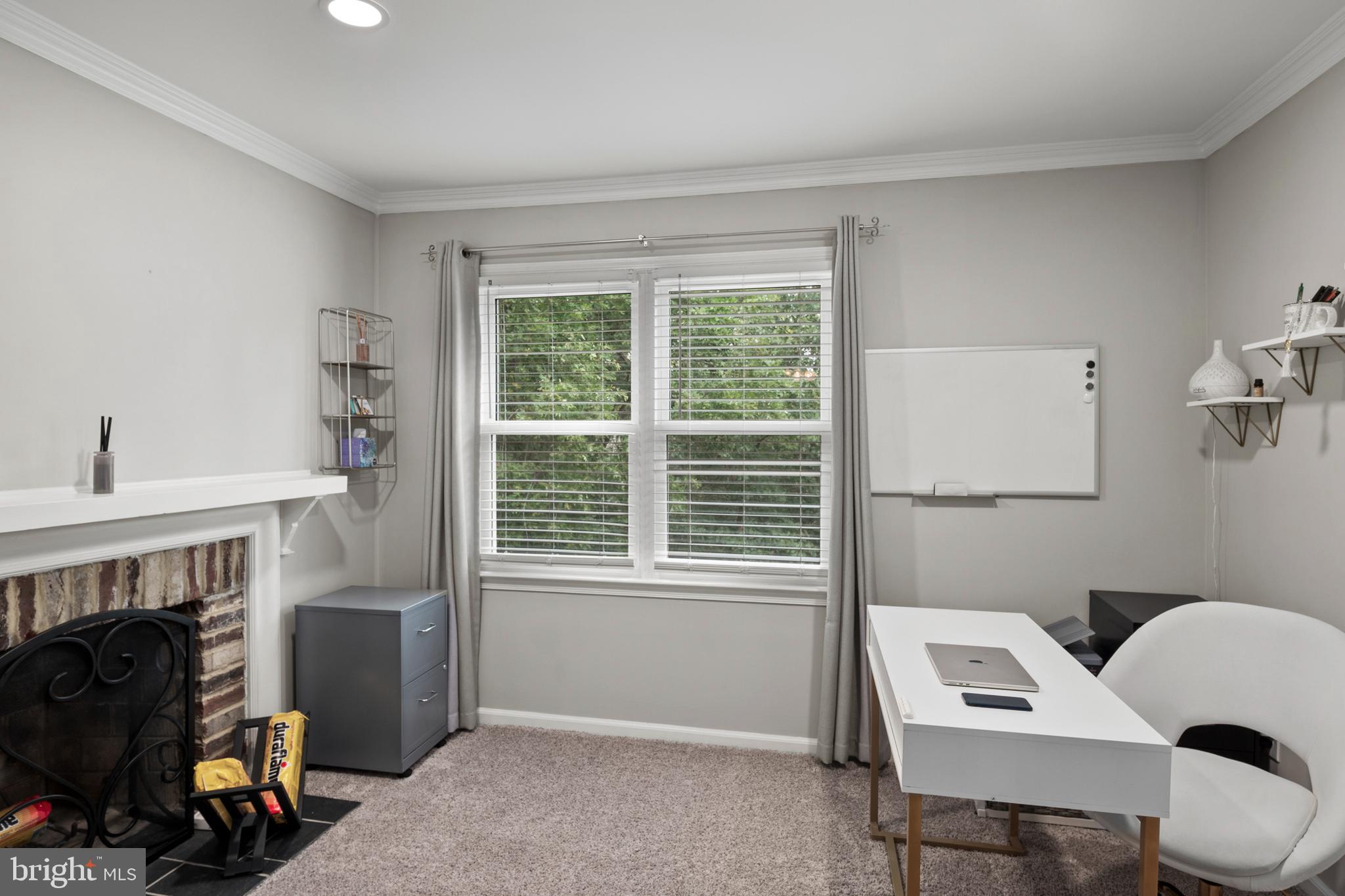 5950 Camelback Lane Columbia, MD 21045 - Photo 28 of 51 Primary Sitting Room