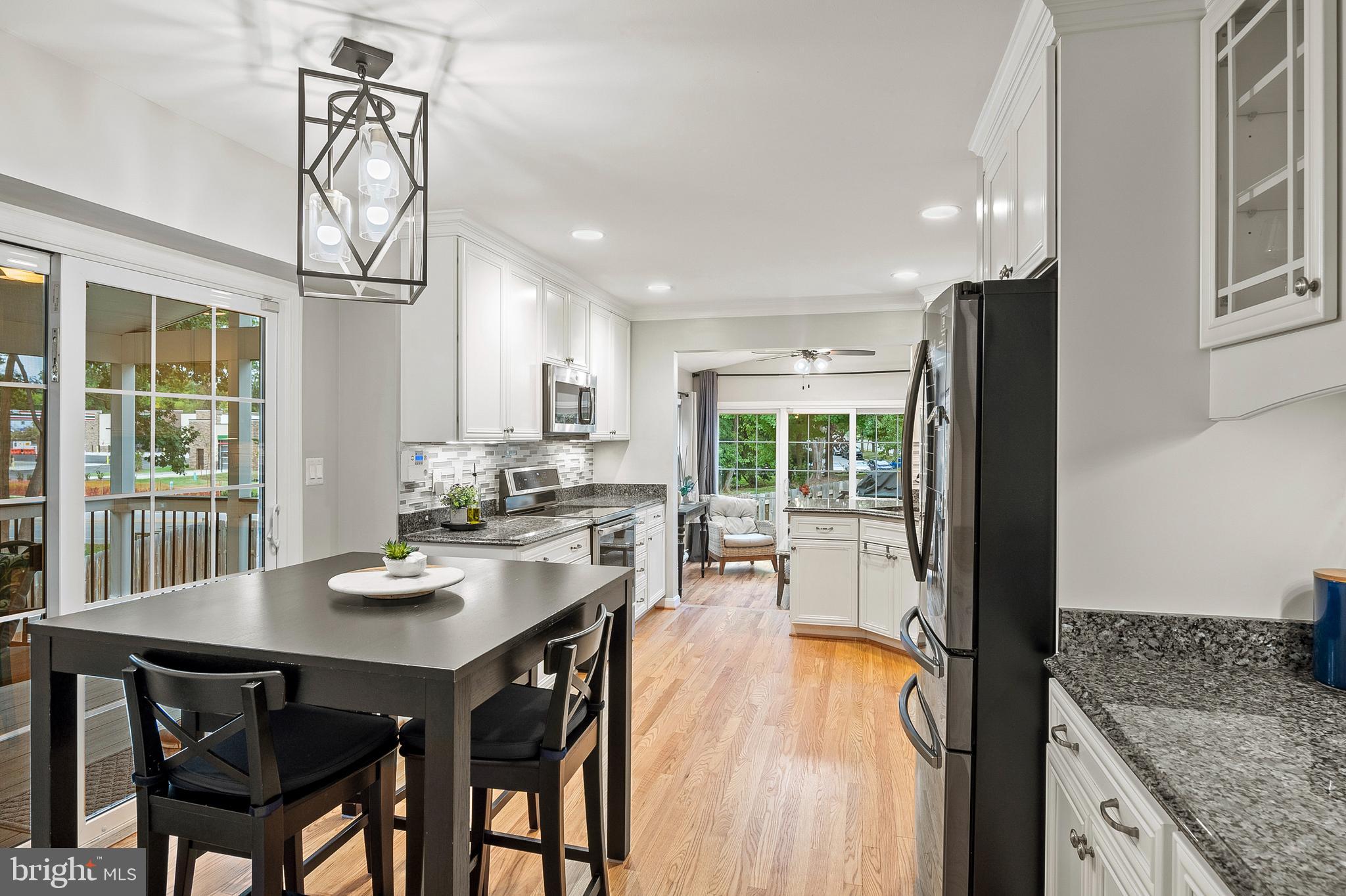 5950 Camelback Lane Columbia, MD 21045 - Photo 4 of 51 Kitchen