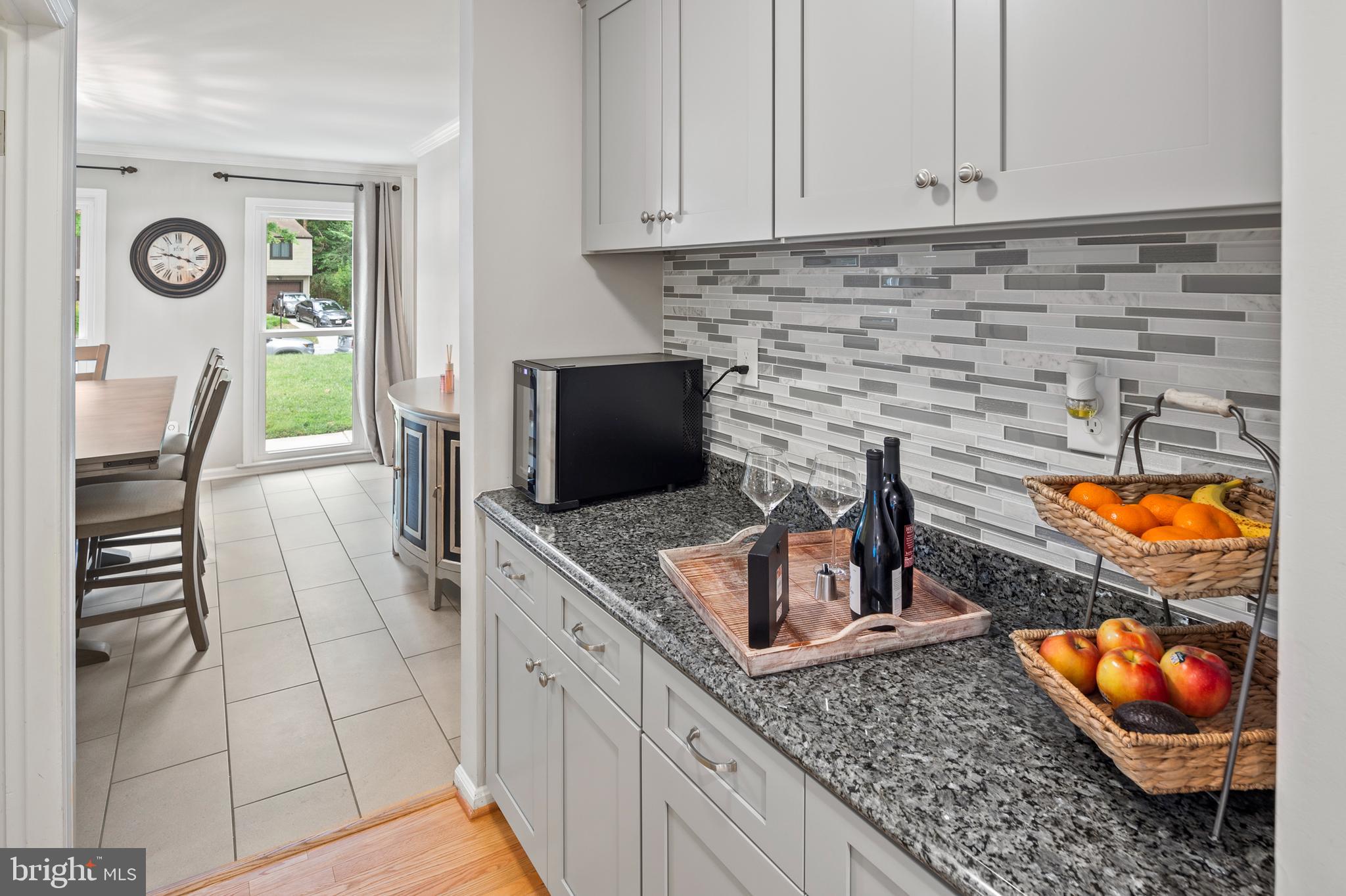 5950 Camelback Lane Columbia, MD 21045 - Photo 7 of 51 Butler's Pantry