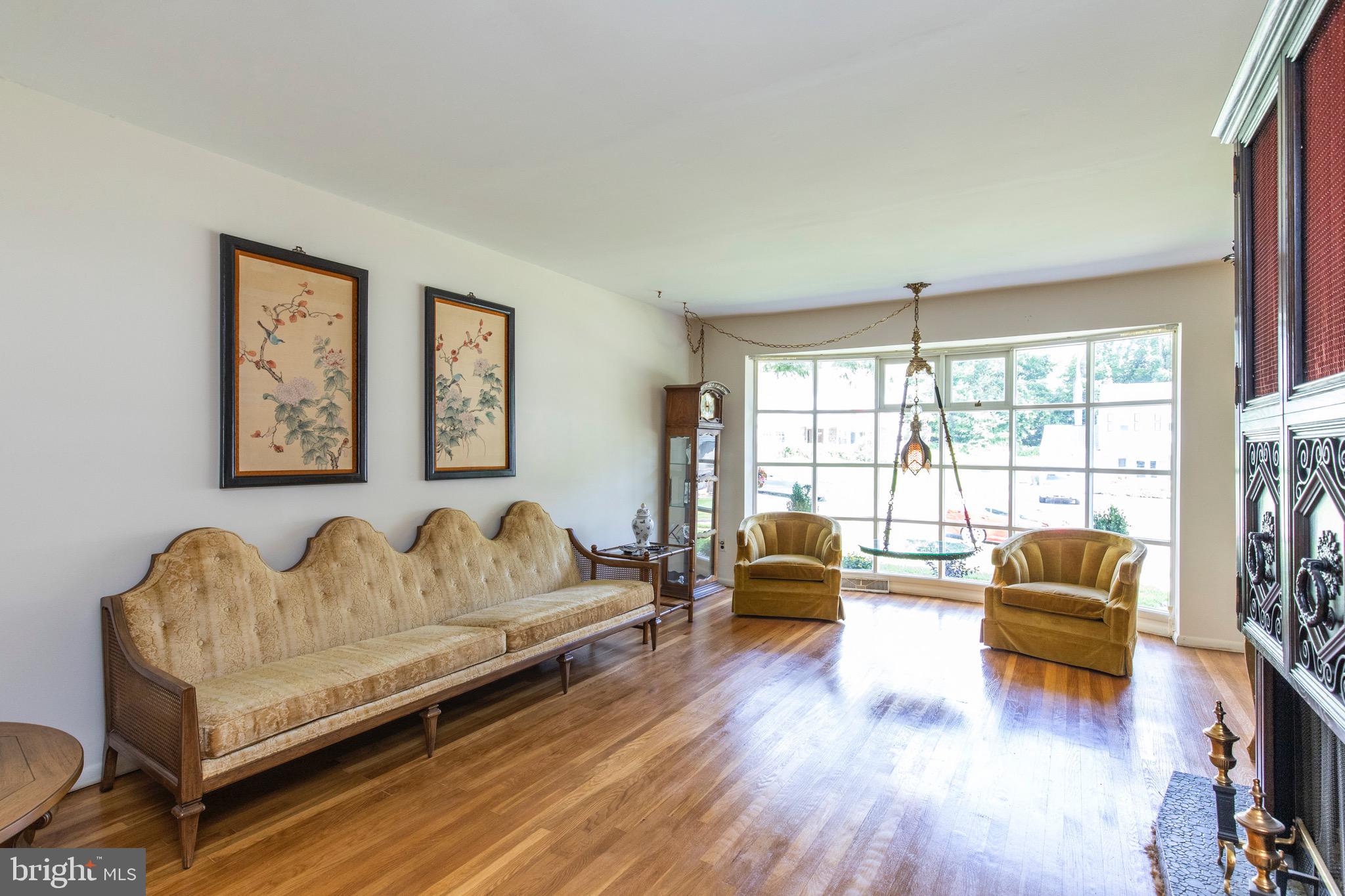 208 Remington Road Broomall, PA 19008 - Photo 2 of 28 Gallery Image 2