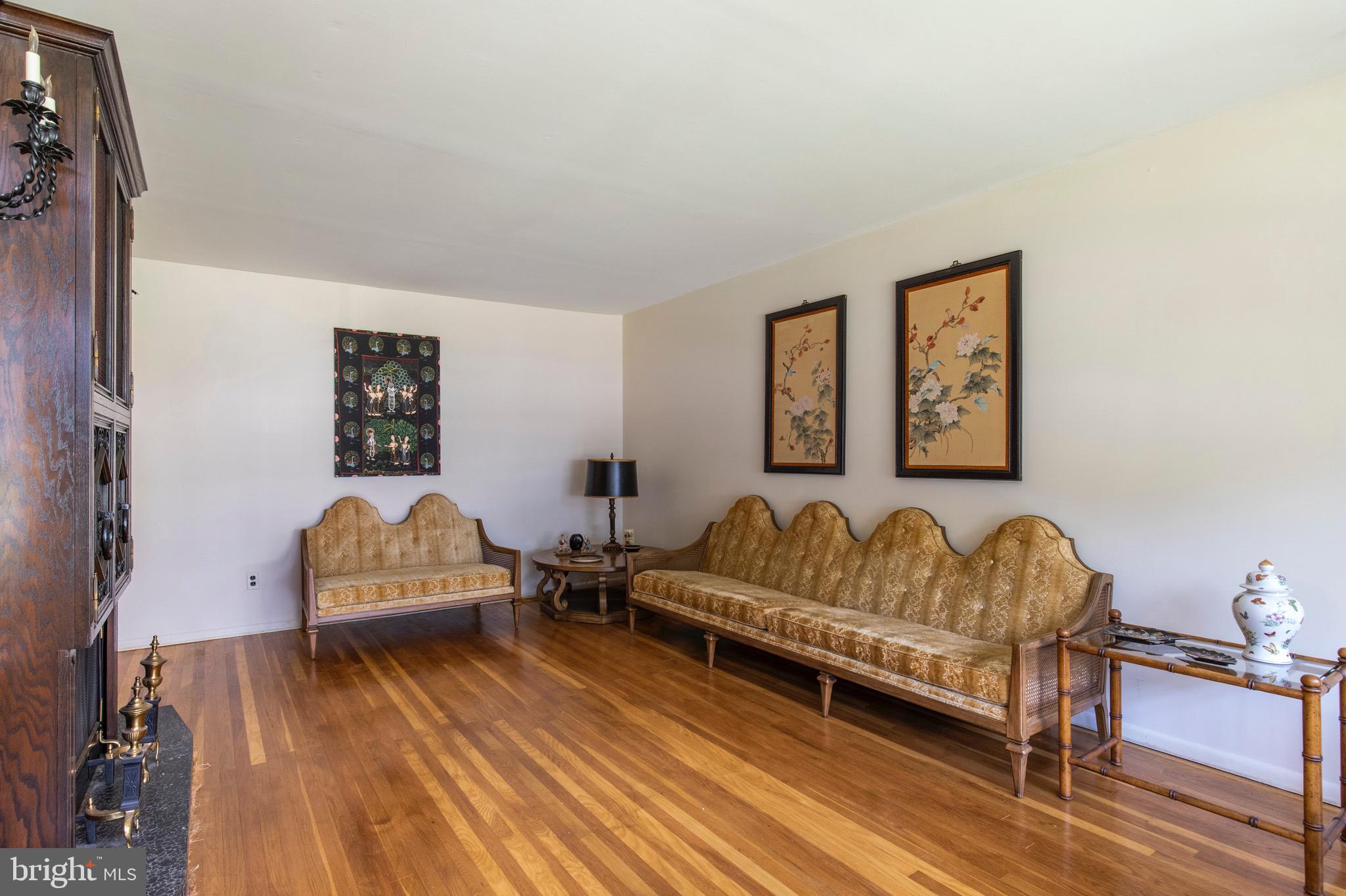 208 Remington Road Broomall, PA 19008 - Photo 3 of 28 Gallery Image 3