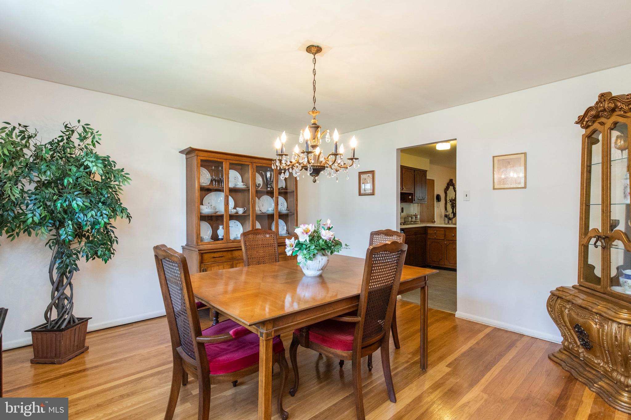 208 Remington Road Broomall, PA 19008 - Photo 6 of 28 Gallery Image 6