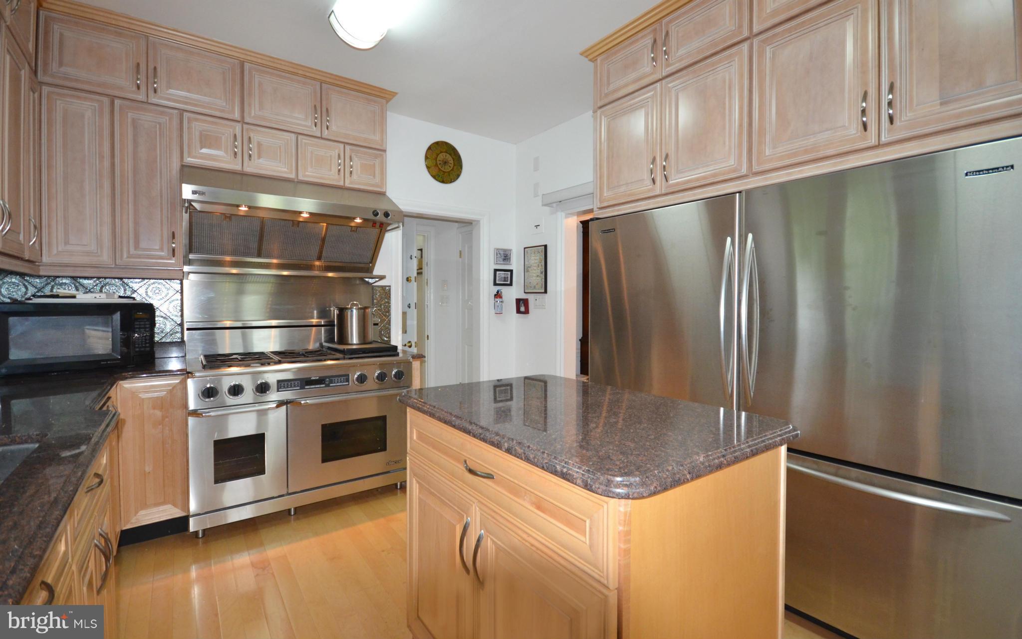 7803 Ridge Terrace Baltimore, MD 21208 - Photo 11 of 30 Kitchen