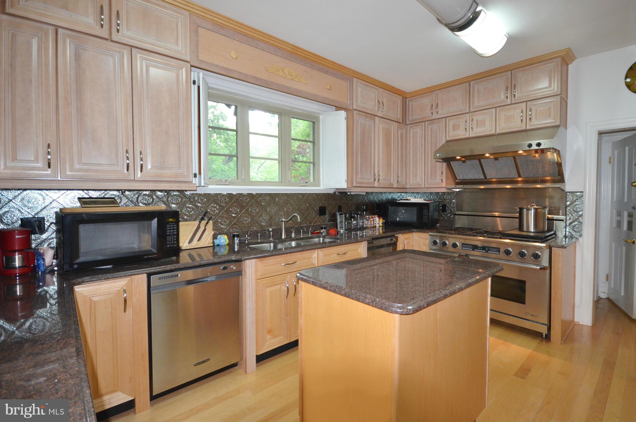 7803 Ridge Terrace Baltimore, MD 21208 - Photo 13 of 30 Kitchen