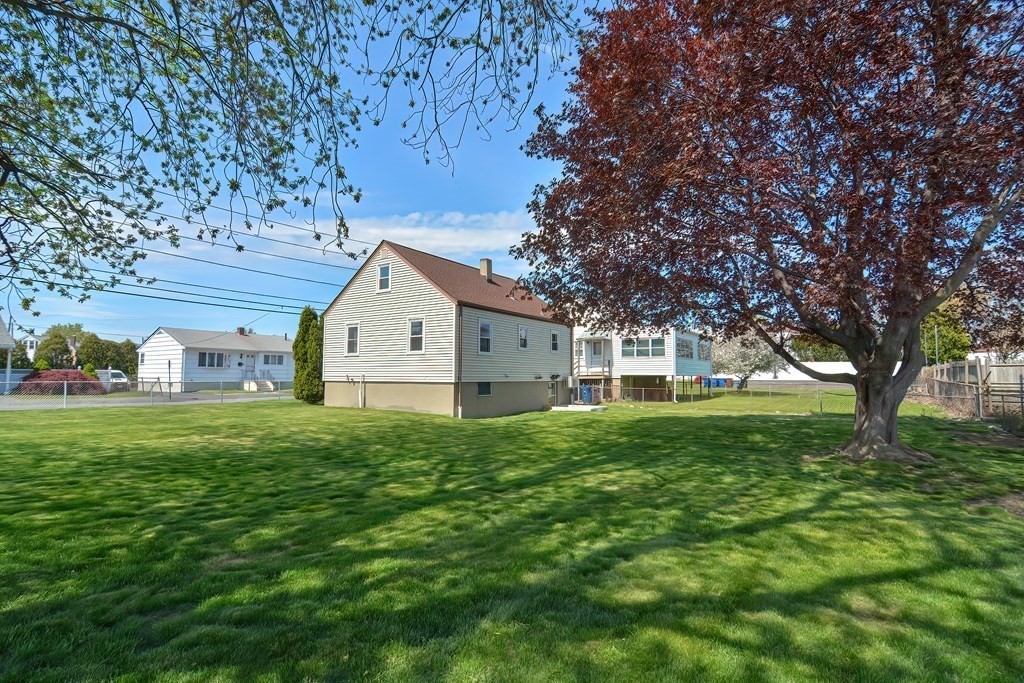 31 Gore Road Revere, MA 02151 - Photo 3 of 37 Gallery Image 3