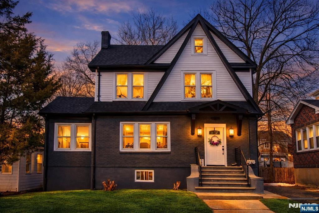 363 Marlboro Road Englewood, NJ 07631 - Photo 2 of 33