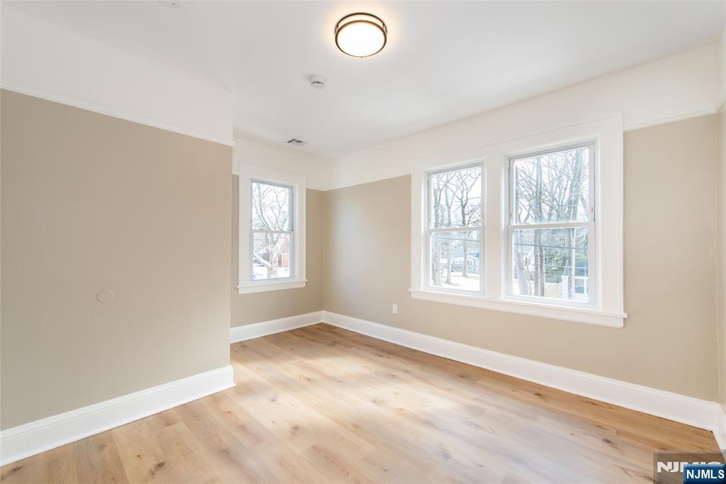 363 Marlboro Road Englewood, NJ 07631 - Photo 21 of 33