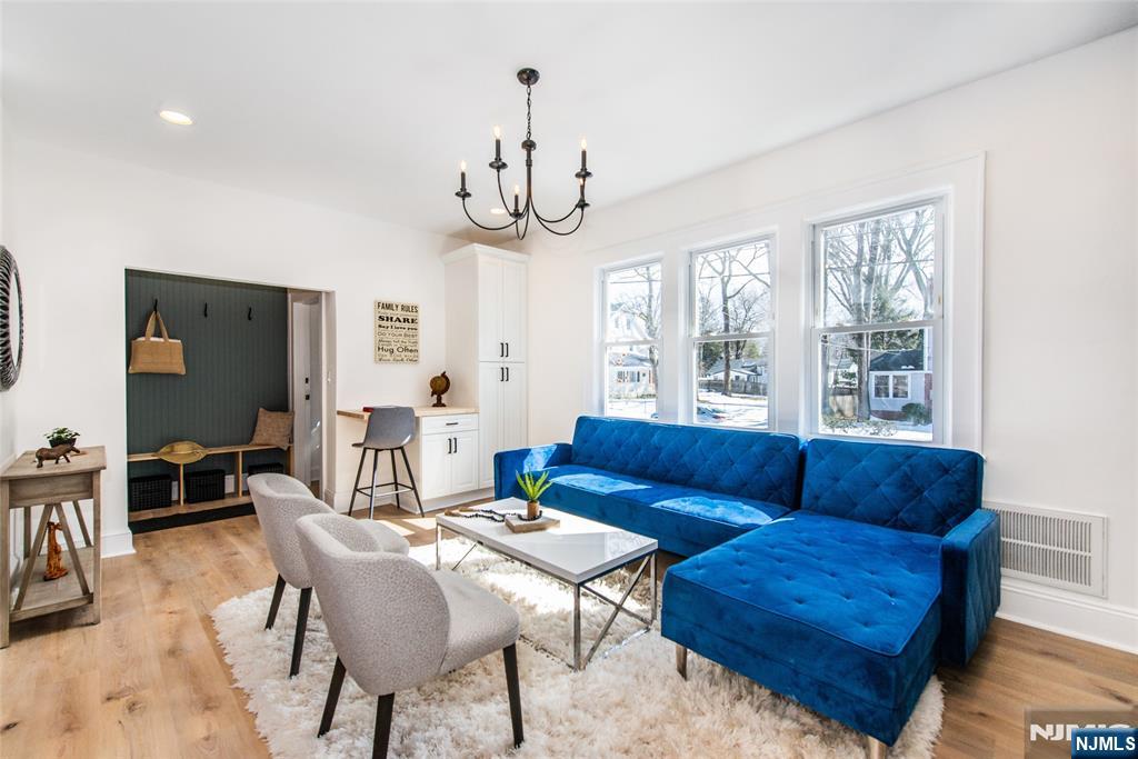 363 Marlboro Road Englewood, NJ 07631 - Photo 10 of 33