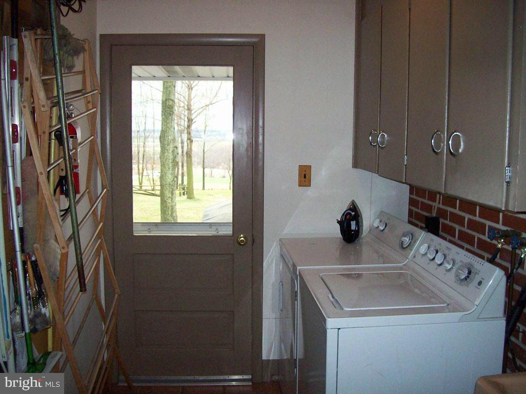 2310 Franklin Road Columbia, PA 17512 - Photo 17 of 31 Gallery Image 17
