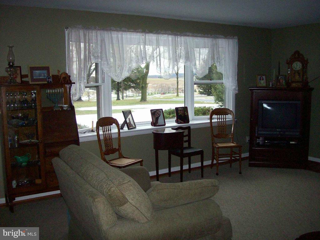 2310 Franklin Road Columbia, PA 17512 - Photo 7 of 31 Gallery Image 7