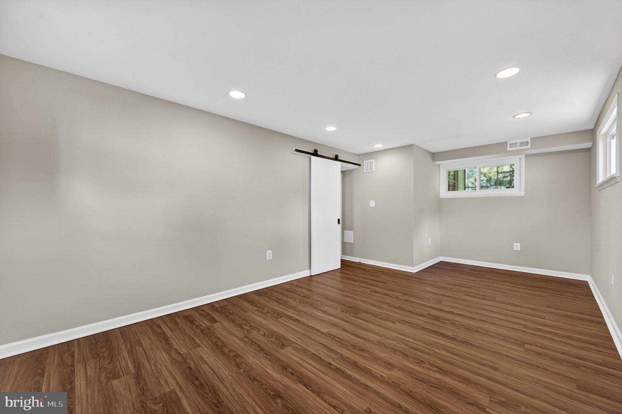 7505 Nottoway Place Springfield, VA 22150 - Photo 17 of 23 Versatile space with modern charm.