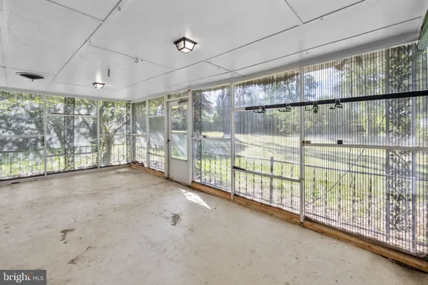 $679,500 | 7505 Nottoway Place, Springfield, VA 22150