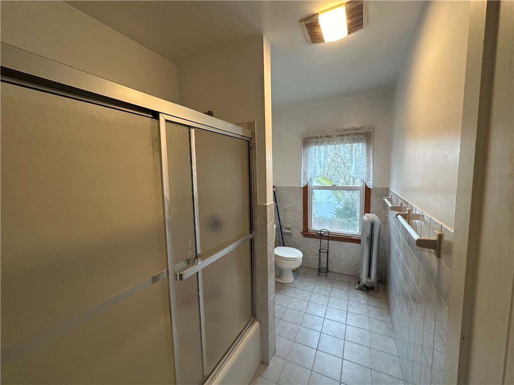 3 George Street Westerly, RI 02891 - Photo 18 of 39 2nd floor bath with tub and shower