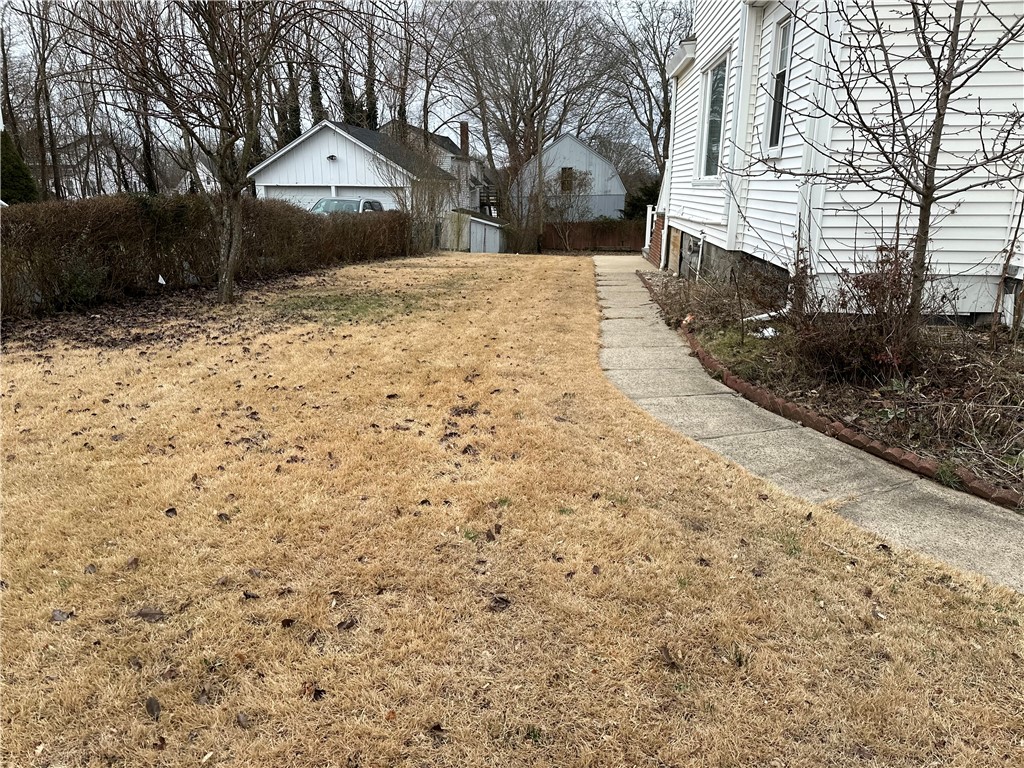 3 George Street Westerly, RI 02891 - Photo 25 of 39 Side yard